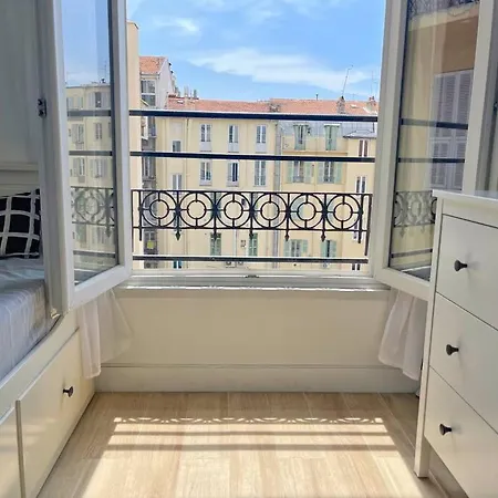 Au Coeur De Apartamento Niza